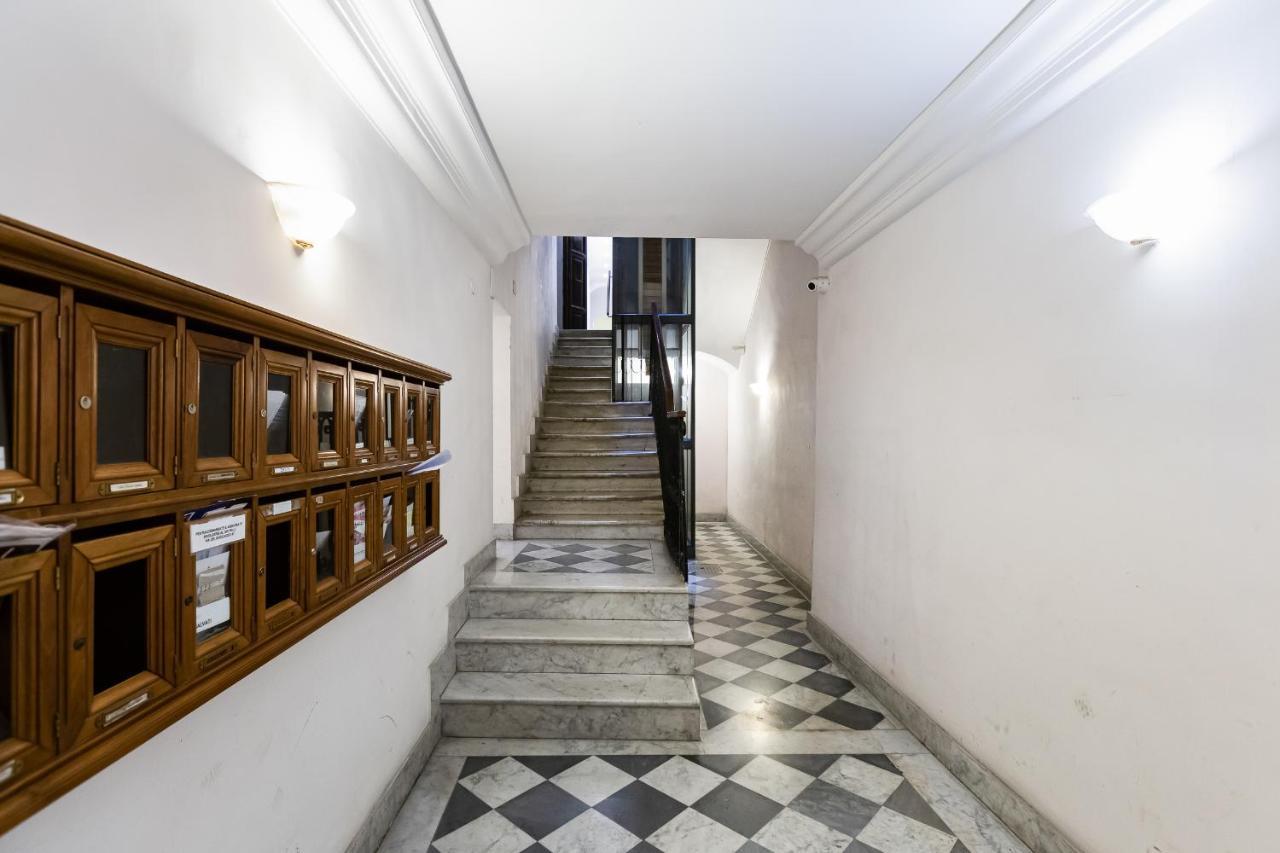 Trevi Fountain Modern Apartment Róma Kültér fotó
