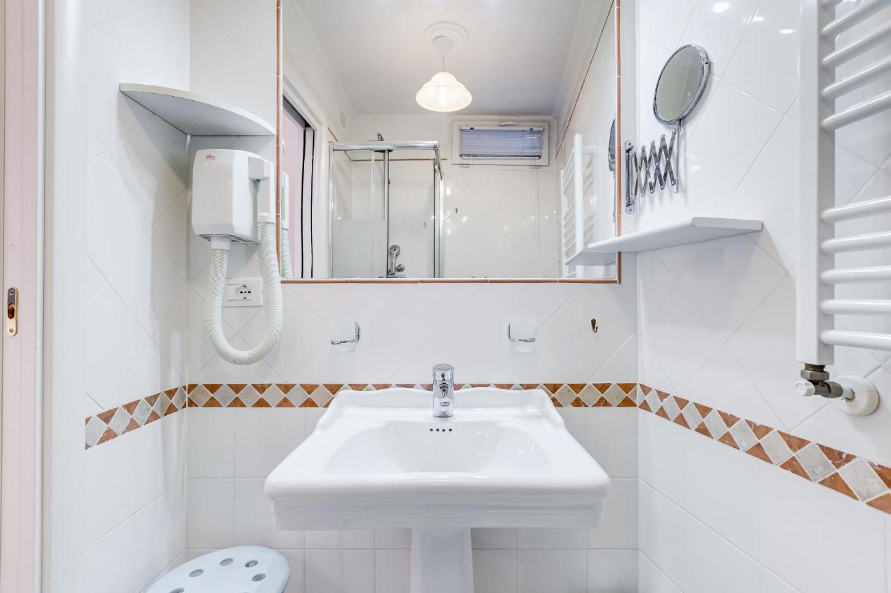 Trevi Fountain Modern Apartment Róma Kültér fotó